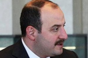 Mustafa Varank Sanayi ve Teknoloji Bakanı oldu
