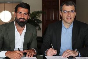 Volkan'a 'Iniesta' anlaşması