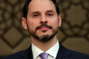 Hazine ve Maliye Bakanı Berat Albayrak'tan ilk mesaj