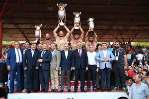 Kırkpınar'da pehlivanlara büyük şok