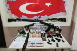 Polis suç örgütlerine göz açtırmadı