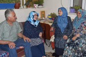 Yeni Bakan Dönmez'in ailesinde görev sevinci