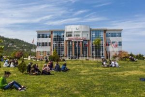 Giresun Üniversitesi akademik başarı birincisi oldu