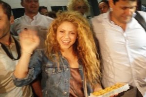Shakira'ya baklava ikramı