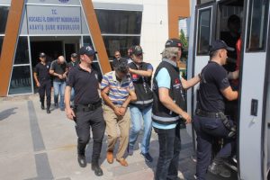 12 kişilik dolandırıcılık çetesinin 6 üyesi tutuklandı