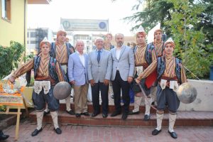Bursa Tahtakıran Kılıç Kalkan Derneği 'dalya' dedi