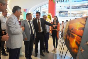 Bursa'da 'Matrahdan Kadraja' fotoğraf sergisi