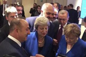Liderler final mücadelesini birlikte izledi