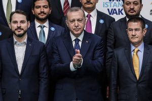 Bloomberg: Erdoğan'ın yeni hanedanlığı, Türkiye'yi yatırım yapılamaz hale getirdi