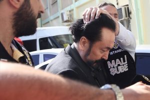 'Adnan Oktar, devlet sırlarını İsrail'e aktardı'