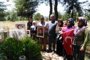 20 yıl önce şehit olan askerin ailesi: Bugün bizim bayramımız