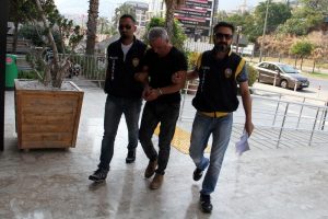 10 yıldır kaçak olan dolandırıcı Alanya'da yakalandı