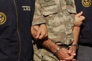 FETÖ'den 14 rütbeli asker tutuklandı