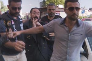 Adnan Oktar sağlık kontrolünden geçirildi