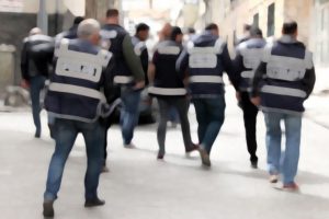 13 ilde FETÖ'nün TSK'daki yapılanmasına operasyon