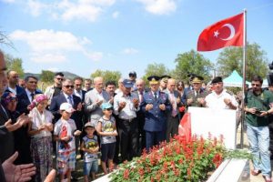 15 Temmuz şehidi mezarı başında anıldı