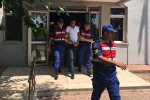 Bursa'da demir ve bakır kablo çalan 3 şüpheli tutuklandı