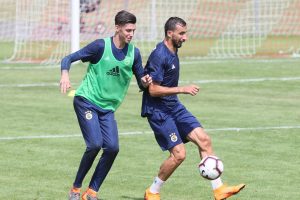 Fenerbahçe hazırlıklarını sürdürdü