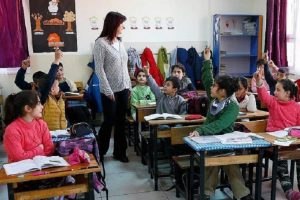 Eğitim Sen: KHK ile ihraç edilenlerin akrabaları sınavlarından geçirilmiyor