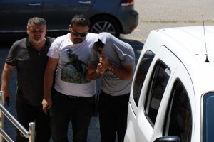 Yaşlı kadını dolandırmak isterken yakalanan kişi tutuklandı