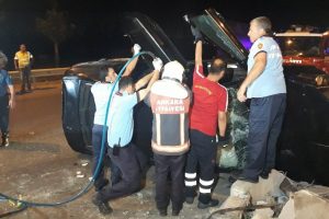 Otomobilde sıkışan sürücü hayatını kaybetti