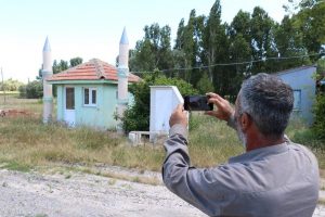 İşte en küçük cami!