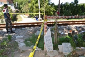 Treni fark etmeyen şahıs ağır yaralandı