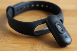 BİM'den uygun fiyata Xiaomi Mi Band 2!