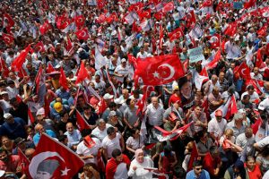CHP'de kurultay için ilk imza günü başlıyor