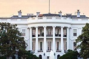 Trump'tan 30 ülkeye rakip tanımlaması