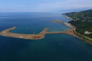 Rize-Artvin Havalimanı'nda deniz dolgusu başladı