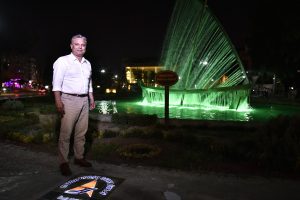Kaldırımlar güneş enerjisiyle aydınlanıyor