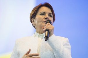 MHP'den Akşener hakkında suç duyurusu