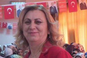 Muhtar, CHP ilçe başkanını ve eşini vurdu