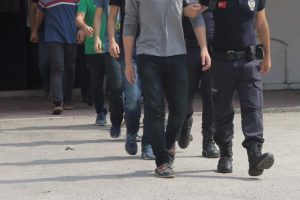 FETÖ'den 14 şüpheli yakalandı