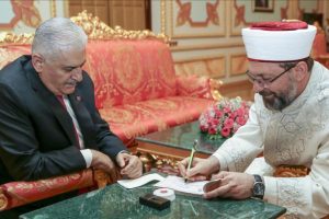 TBMM Başkanı Yıldırım'dan kurban bağışı