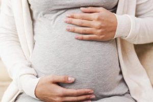 Tüp bebek isteyenlere sigara içmeme şartı