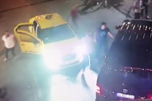 Uber şoförüne saldırı kamerada