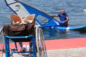 Engelli gençleri su sporlarıyla tanıştırıyor