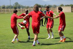 Yiğidolar hız kesmedi