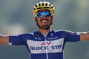 Fransa Bisiklet Turu'nun 10. etabını Julian Alaphilippe kazandı