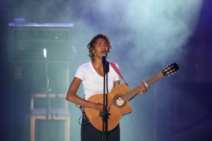 Ünlü şarkıcı Ayo, Bursa'da konser verdi
