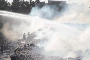 Osmaniye'de geri dönüşüm fabrikasında yangın