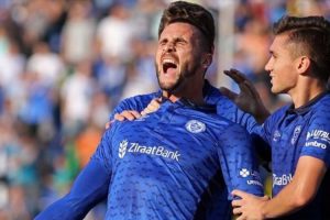 Zeljeznicar bir üst tura yükseldi