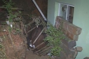Beykoz'da duvar çöktü: 1 ölü, 1 yaralı