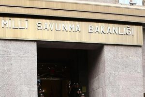 3 askeri hakim meslekten ihraç edildi