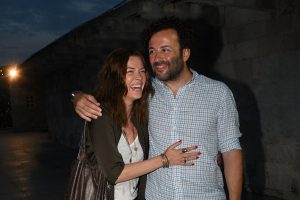 Erdil Yaşaroğlu'ndan romantik yorum