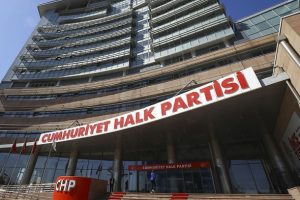 CHP'de kurultayın ayak sesleri