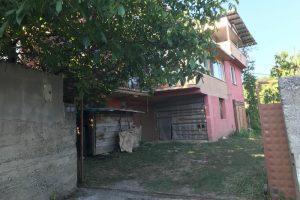 8 yaşındaki kardeşini kaza sonucu silahla öldürdü