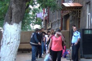 31 yabancı uyruklu kadın sınır dışı edildi